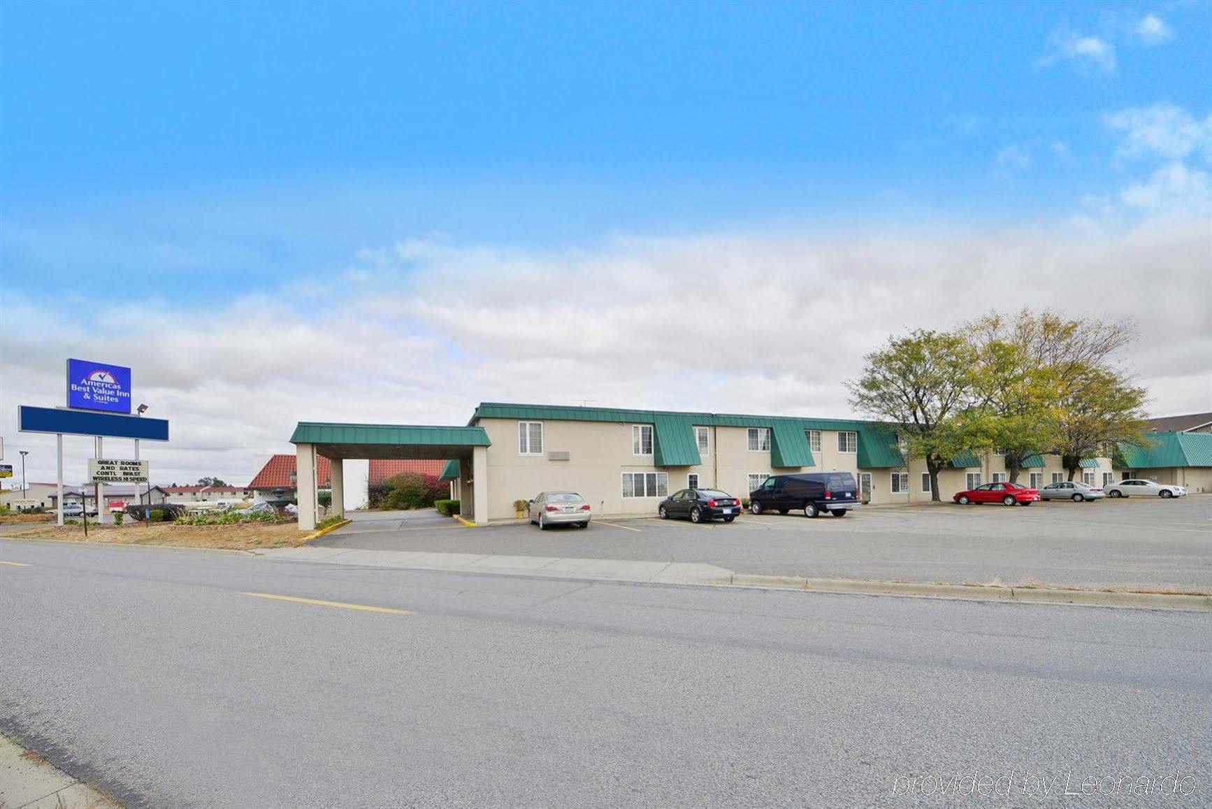 Americas Best Value Inn And Suites St. Cloud Exterior photo