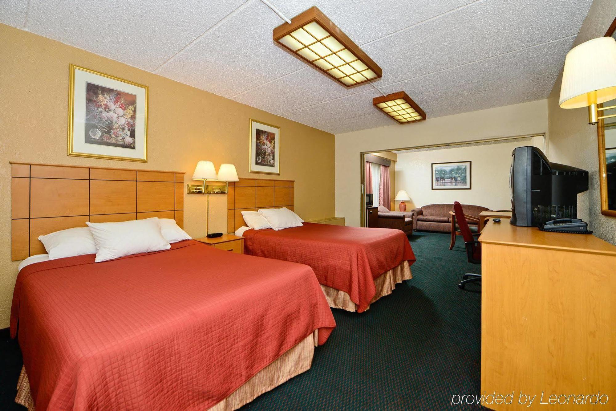 Americas Best Value Inn And Suites St. Cloud Exterior photo