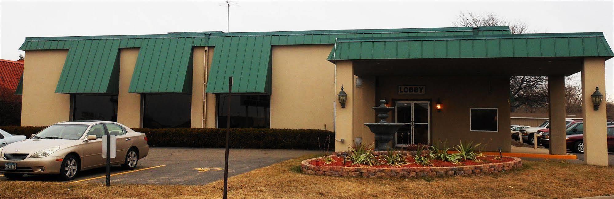 Americas Best Value Inn And Suites St. Cloud Exterior photo